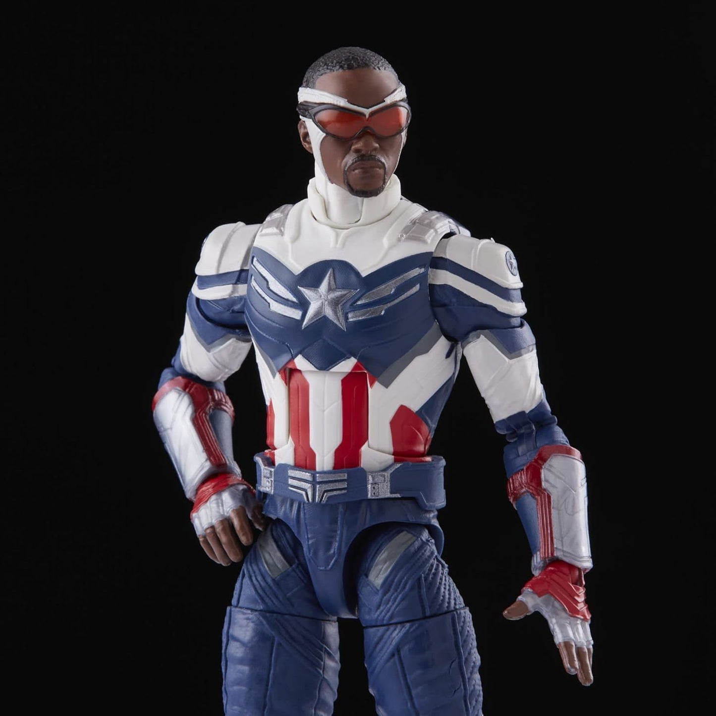 Captain America: Sam Wilson & Captain America: Steve Rogers F5880 Marvel Legends Series (Captain America)