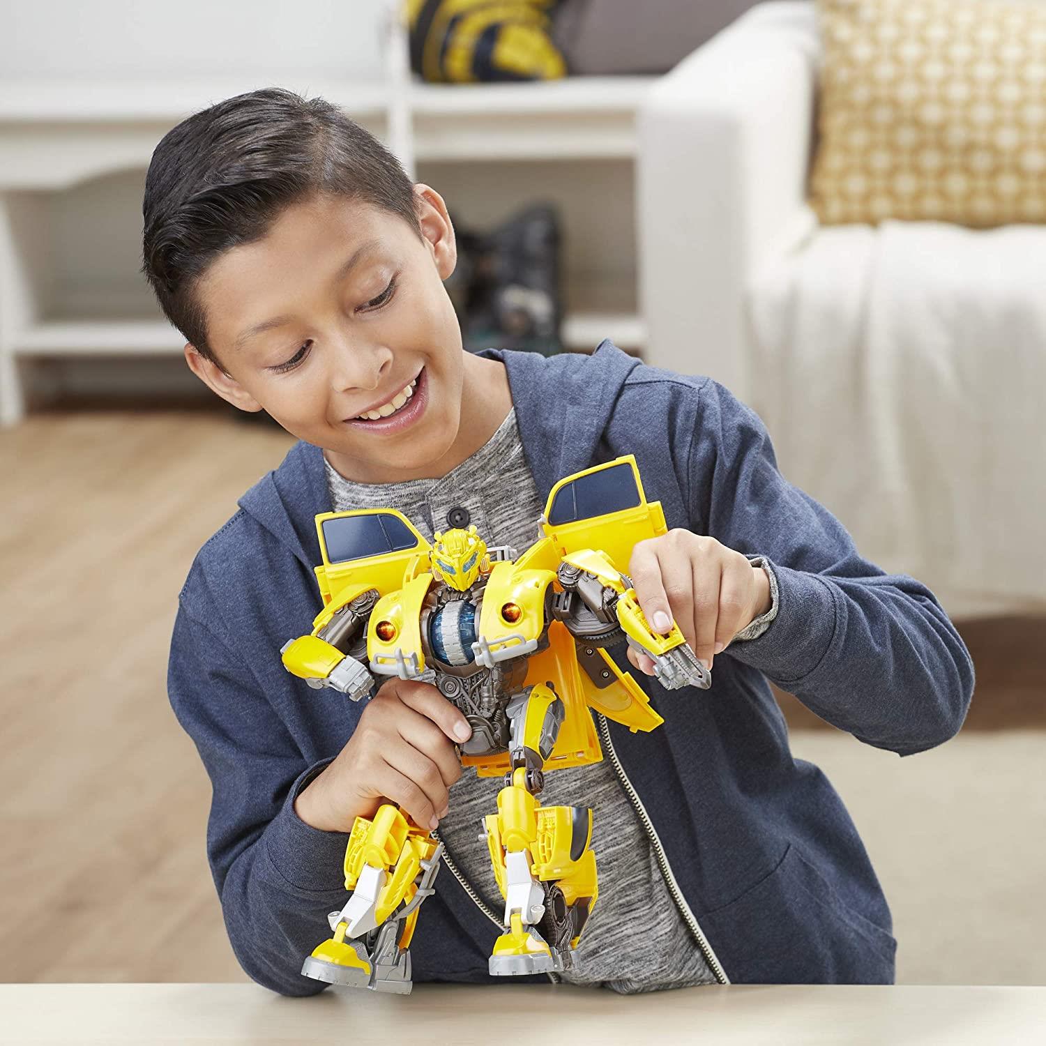 BUMBLEBEE Power Charge Transformers Transforming Action Figure Lights & Sounds