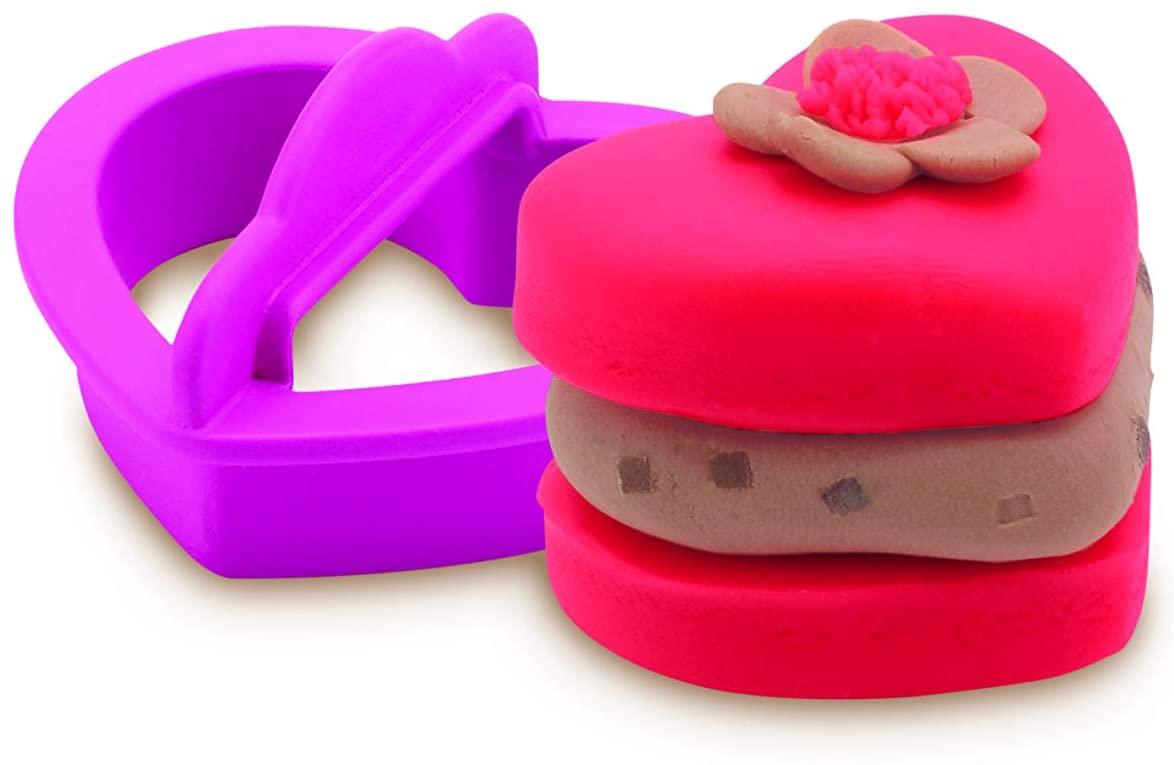 PLAY-DOH RED Chocolate Chip Cookie Canister Play Food Set with 2 Non-Toxic Colors