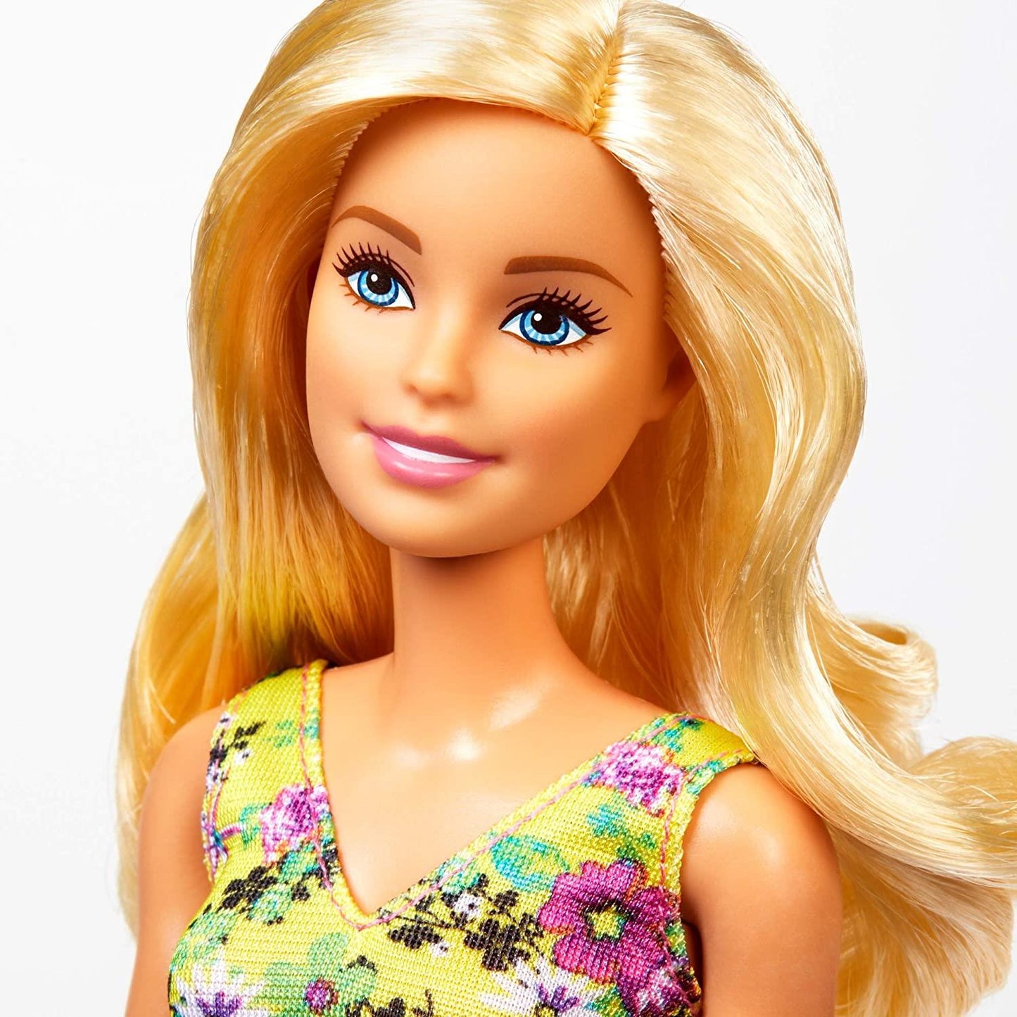BARBIE Ultimate Closet Doll & Accessories GBK12 Fashionistas Playset