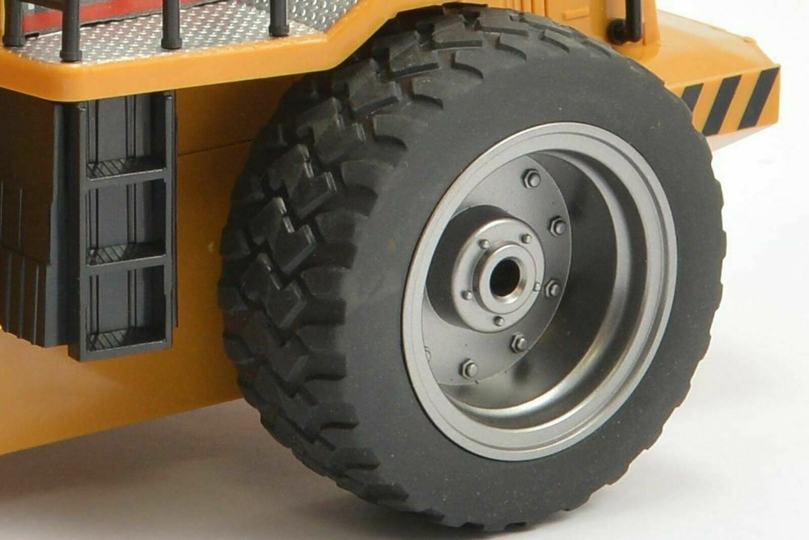 Huina CY1520 2.4G 6ch RC Bulldozer with Die Cast Bucket Construction Vehicle Toy